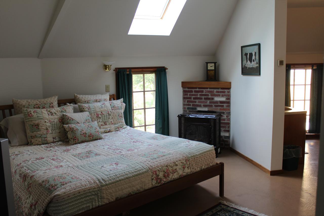 Breakfast On The Connecticut Bed and Breakfast Lyme Esterno foto