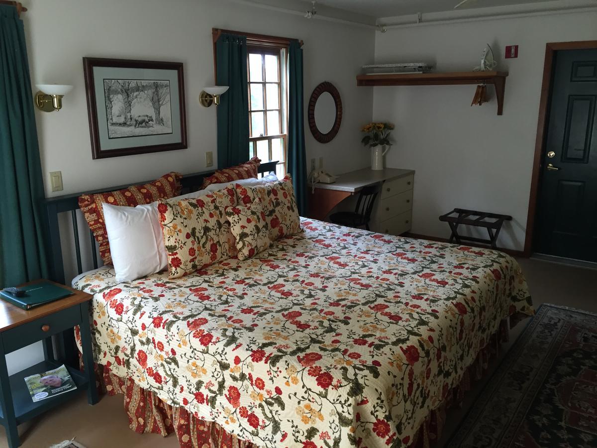 Breakfast On The Connecticut Bed and Breakfast Lyme Esterno foto